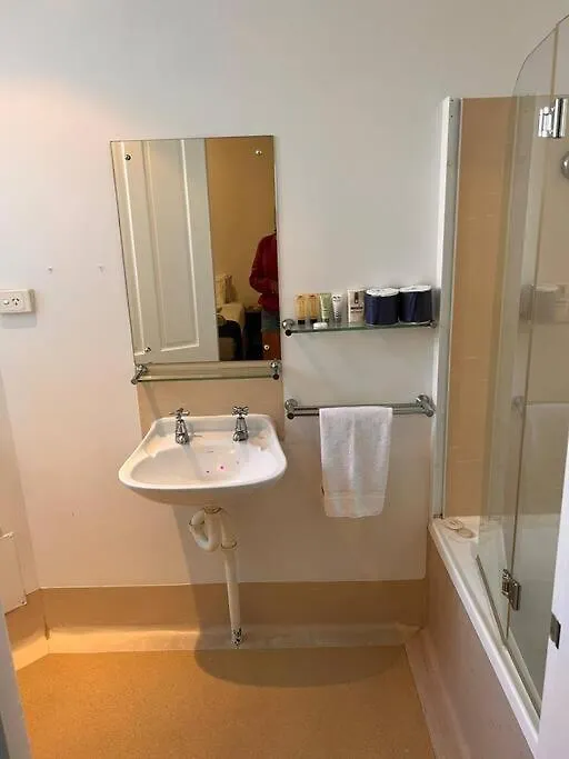 Ensuite Gouger Entire Apartment Adelaide 0*,
