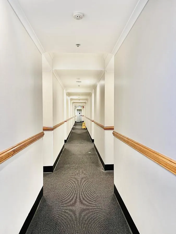 Ensuite Gouger Entire Apartment Adelaide